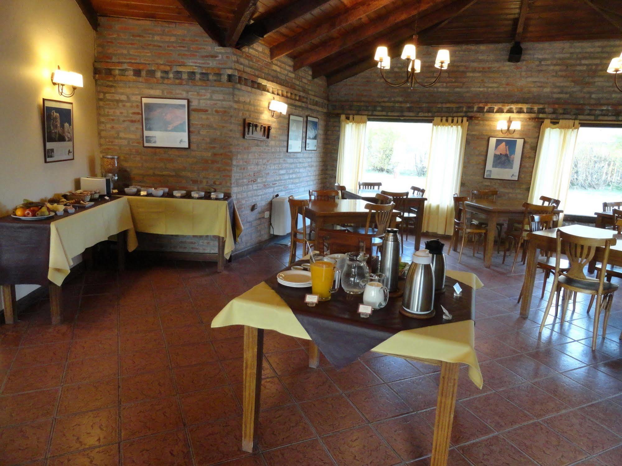 Hosteria El Puma Ел Чалтен Екстериор снимка
